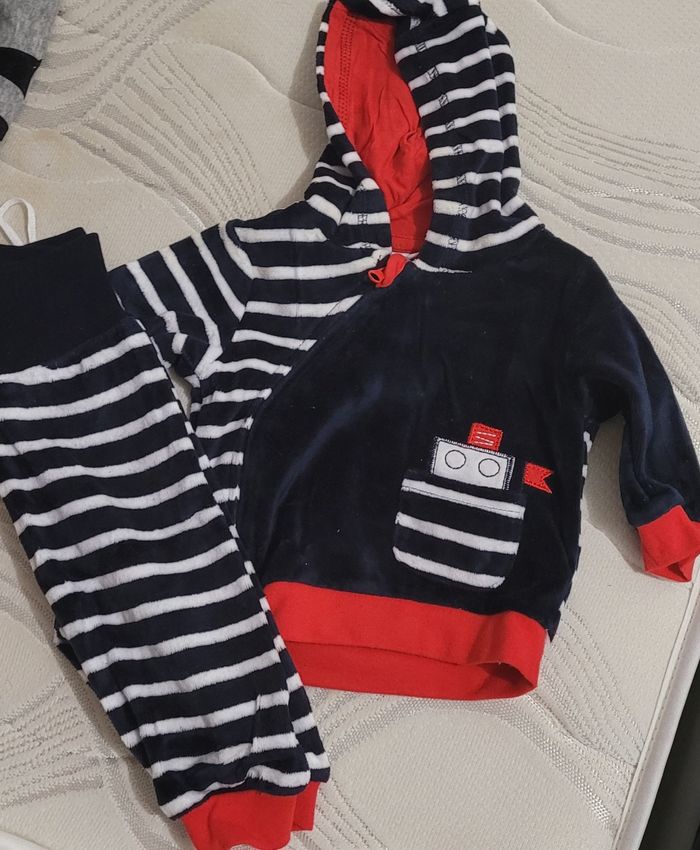 Lot vêtements bébé garçon de 0 à 18 mois  possibilité d'autre photos - photo numéro 2