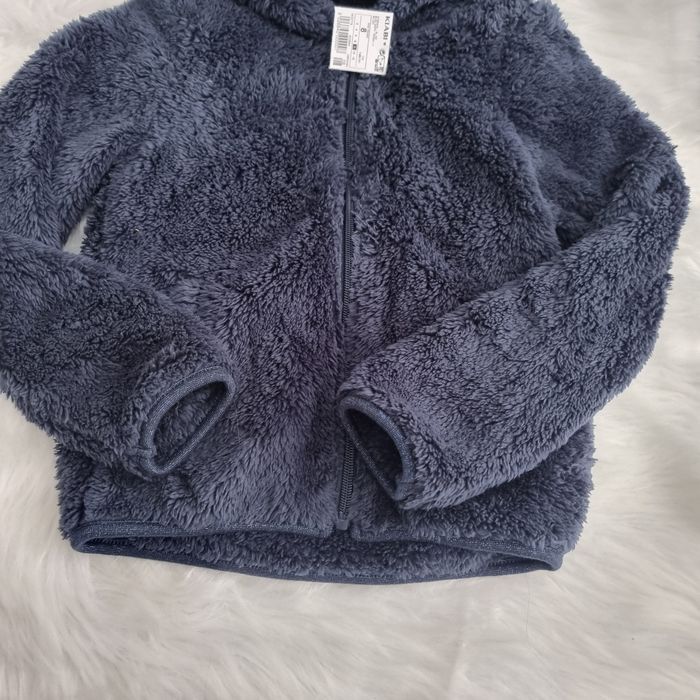 Neuve⚘️⚘️⚘️ veste zippée 8 ans fille ⚘️⚘️⚘️ - photo numéro 3