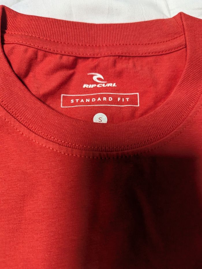 T-shirt  Rip curl taille S - photo numéro 3