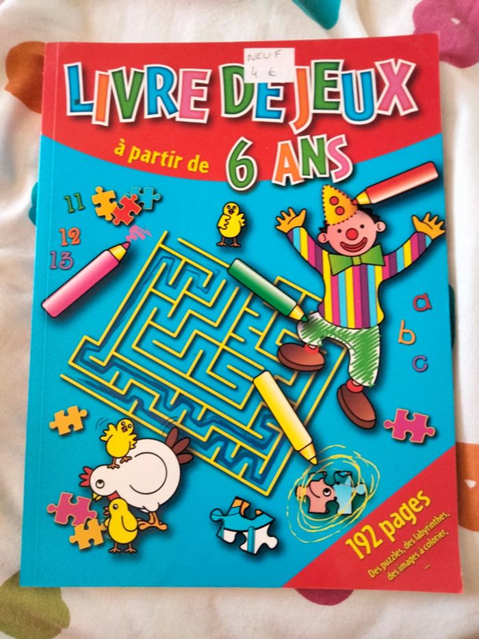 Livre de jeu à partir de 6ans
