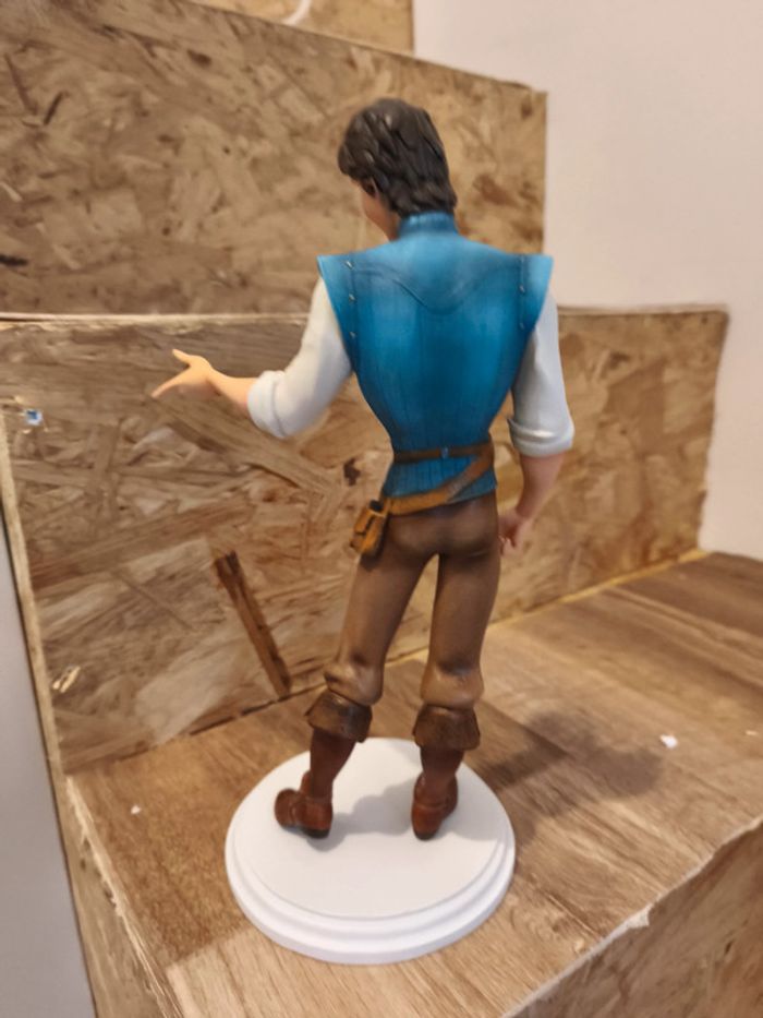 Enesco Flynn Rider Maquette Disney Archives Collection Rapunzel Tangled - photo numéro 3