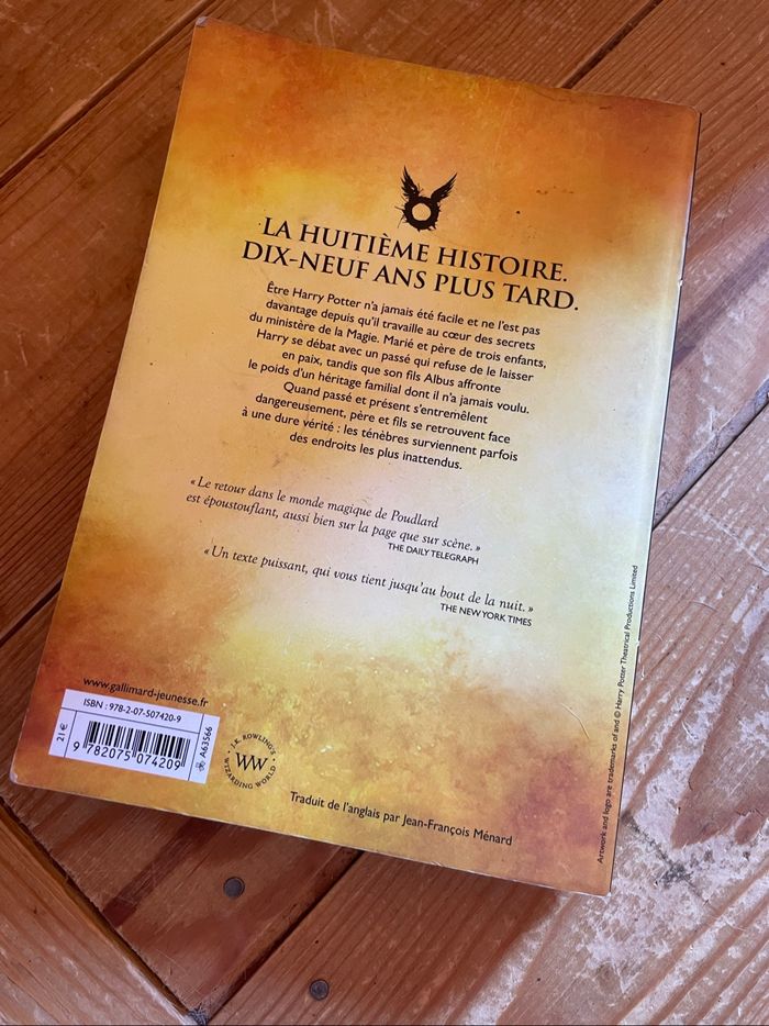 Livre - Harry Potter et L’enfant maudit - photo numéro 2