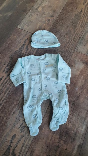 Pyjamas in extenso 50 cm en très bon état