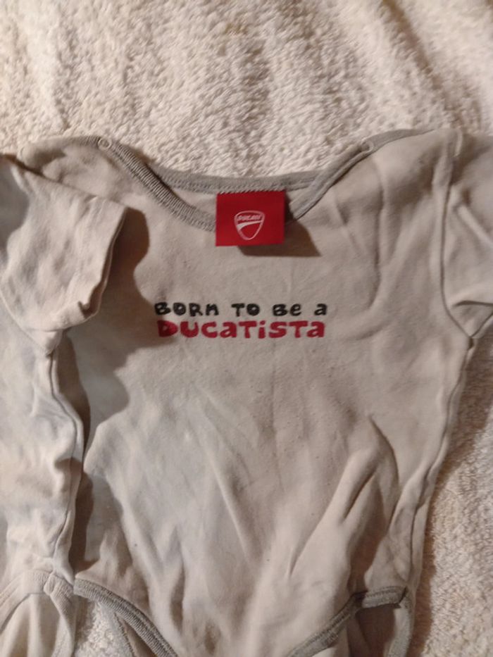 Lot 2 bodies unisexe - photo numéro 2