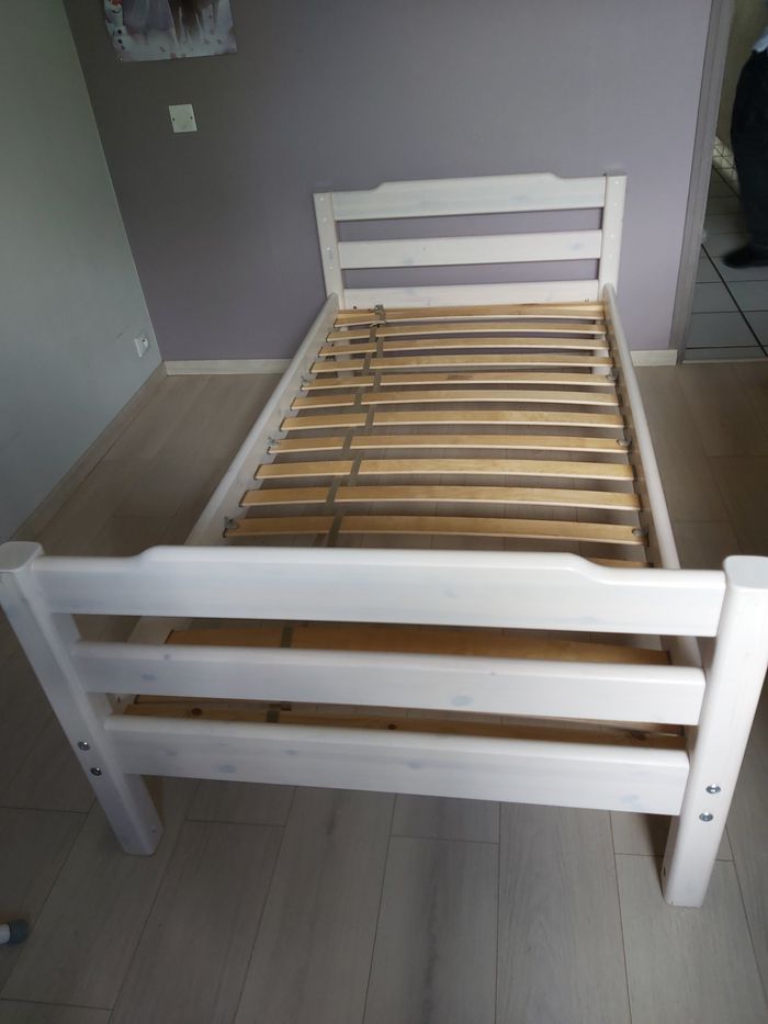 Lit enfant en excellent état - photo numéro 2