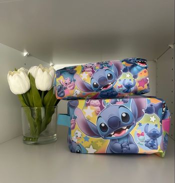 Ensemble stitch trousse de toilette et trousse à crayons