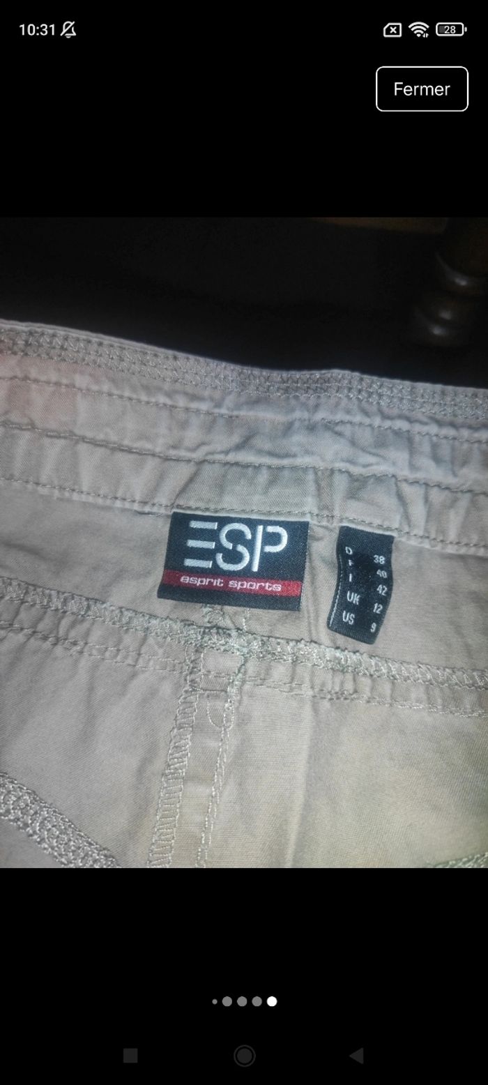 Très beau pantacourts f25 - photo numéro 3