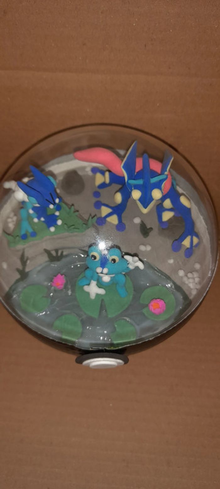 Terrarium, Pokeball Pokemon Evolution Grenousse - photo numéro 2