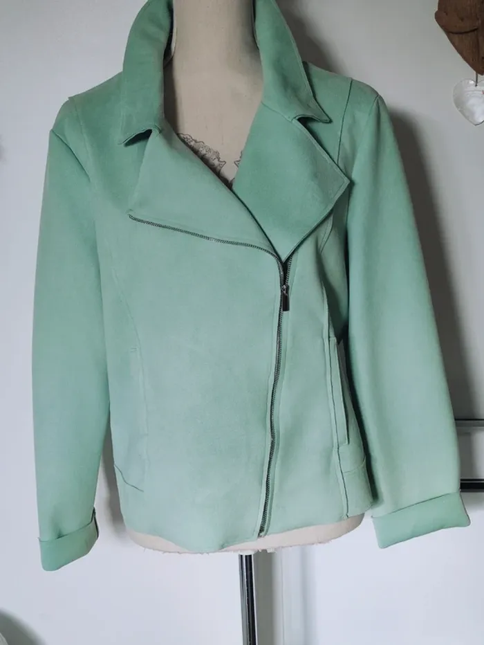 🌱 veste Daim pistache 🫒 coloris tendance de l'automne 🍂