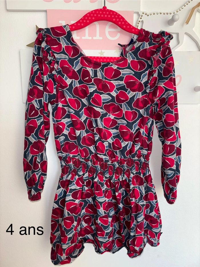 Robe 4 ans