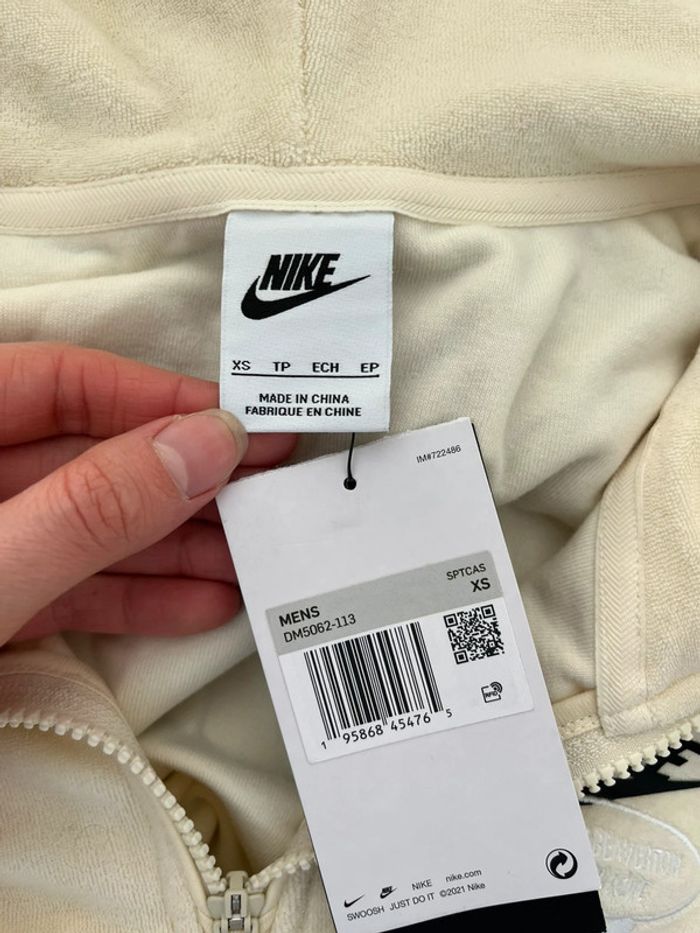 Sweat manches 3/4 jaune pâle Nike - photo numéro 7