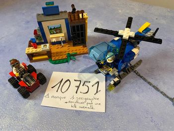 Lego junior city 10751 La course-poursuite à la montagne