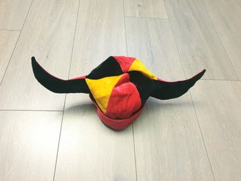 Chapeau festif. Taille unique