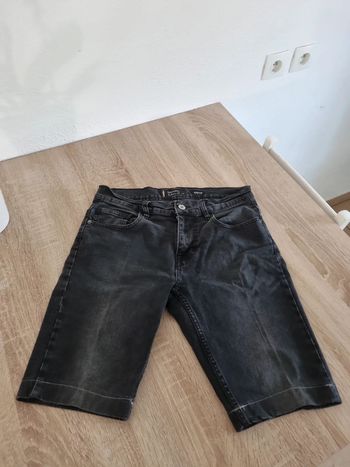 Short complice