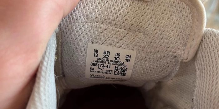 Baskets Puma scratchs pointure 32 - photo numéro 4