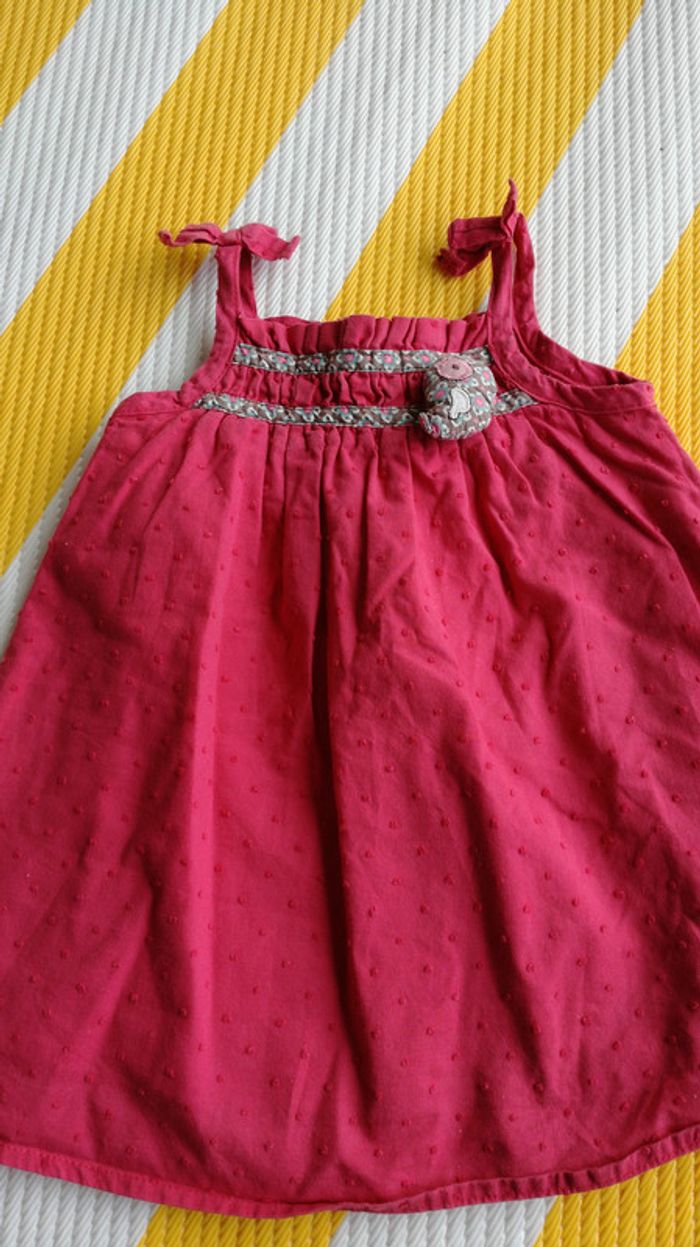 Belle robe sergent major taille 9 mois