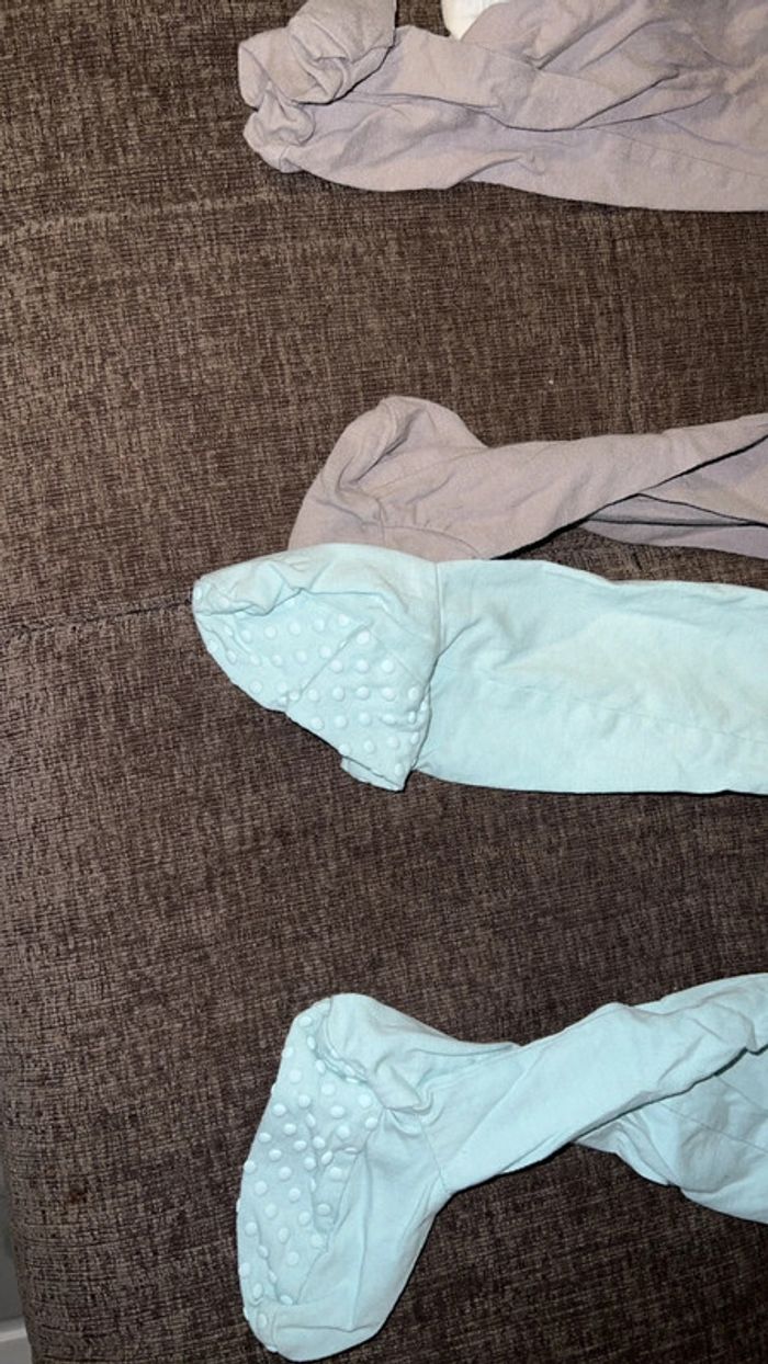 Lot de 4 pyjamas 2 ans en petit colis - photo numéro 4