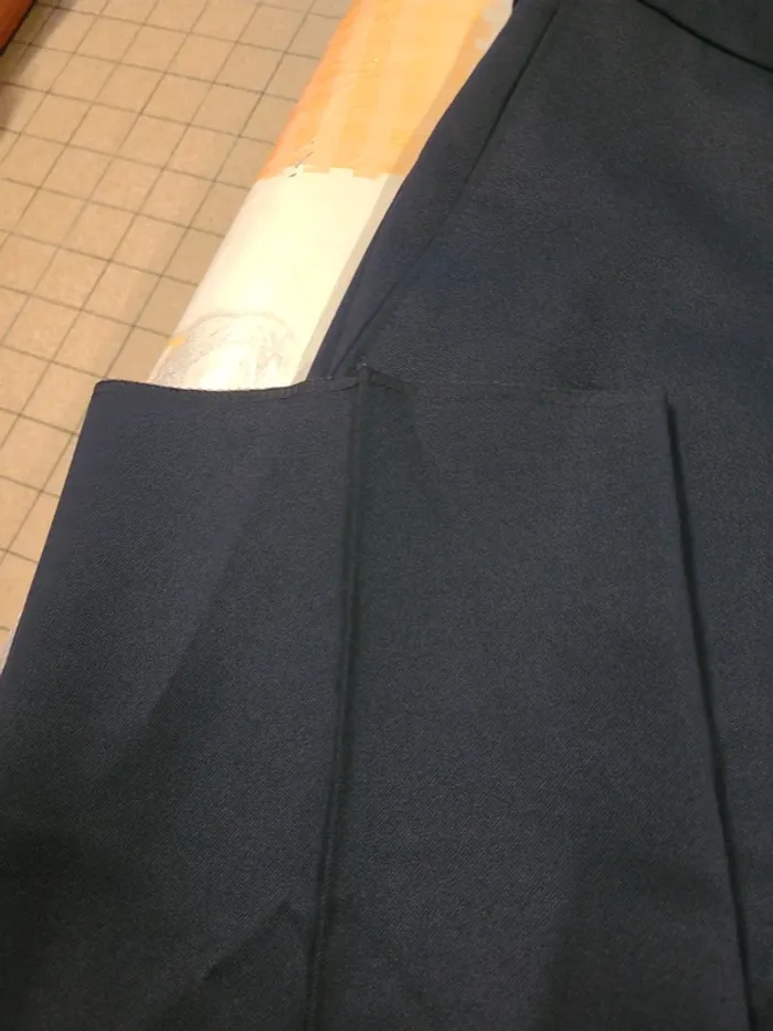 Pantalon taille 72 - photo numéro 4