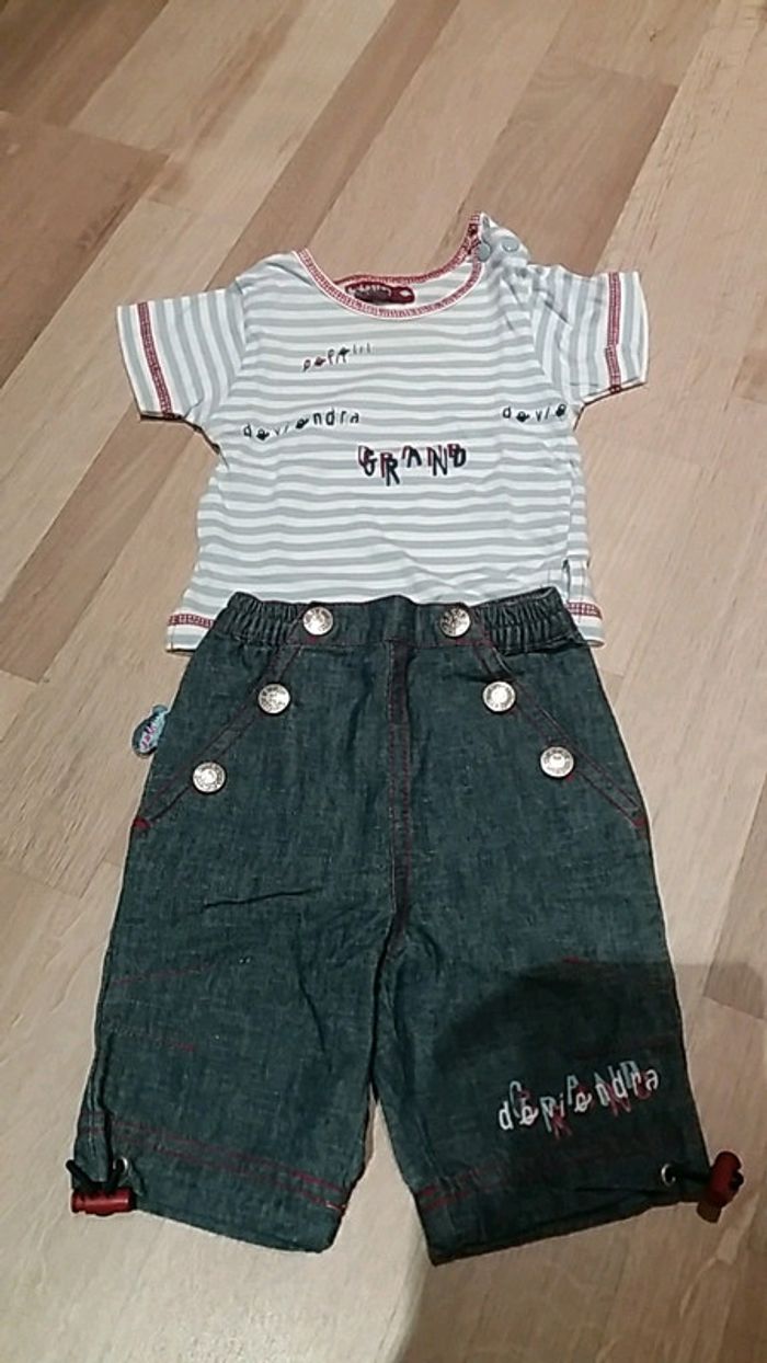 Ensemble pantalon tee shirt