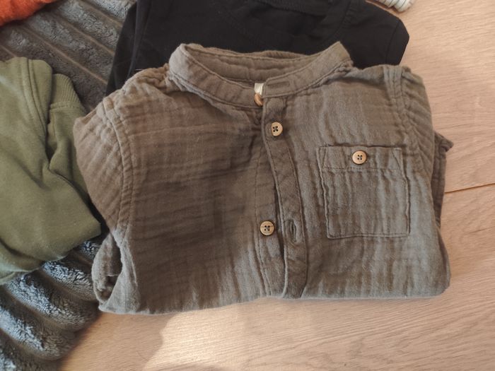 Lot de 10 pièces vêtements 12 mois - photo numéro 2