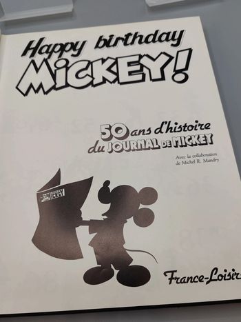 Livre happy birthday Mickey 50 ans