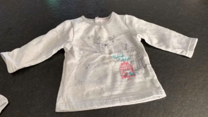 Lot jeans 2 t-shirt et 1sweat - photo numéro 5