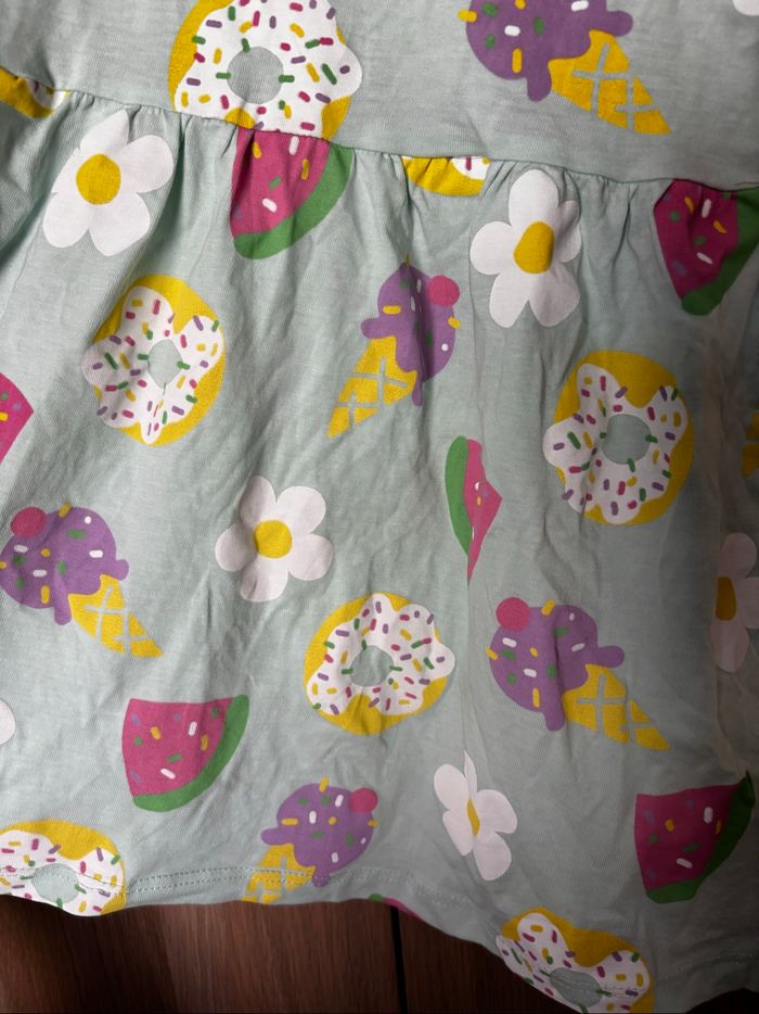 Robe verte glaces/donuts TEX t.3-4ans - photo numéro 3