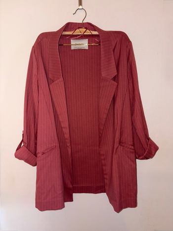 Blazer stradivarius femme rose taille M en bon état.