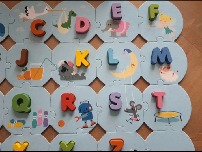 Lot de 2 puzzles Janod pour apprendre les chiffres et les lettres. - photo numéro 5