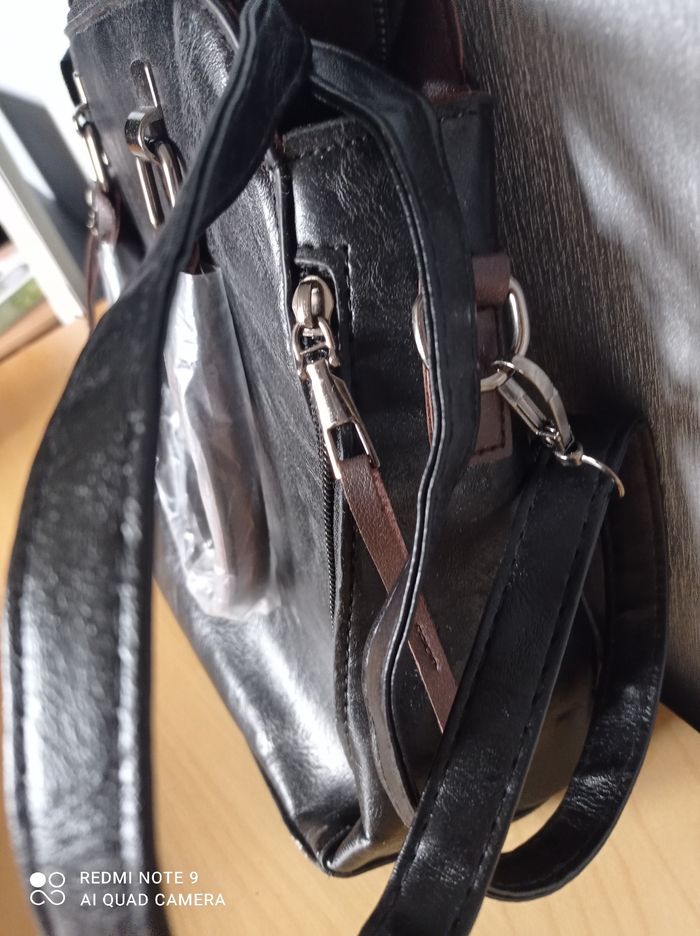 Lot 4 articles maroquinerie sac à main cuir noir, NEUF - photo numéro 4