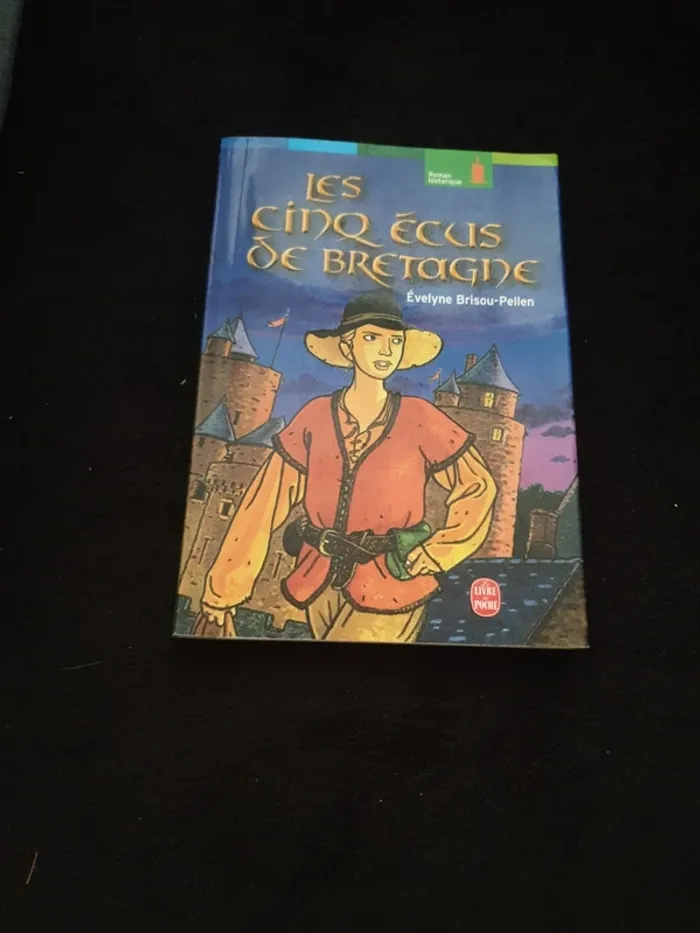 "Les cinq écus de Bretagne" d'Evelyne Brisou-Pellen