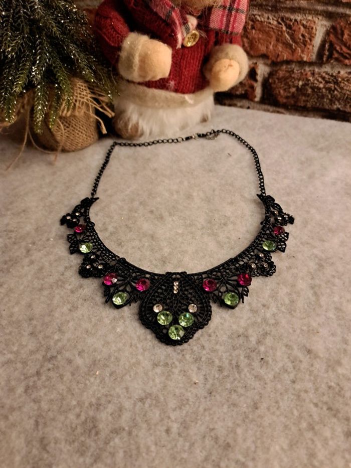 Collier gothique noir strass multicolore - photo numéro 7