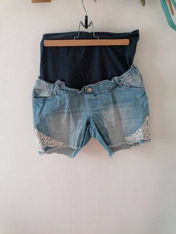 Short maternité
