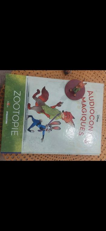 Livre et figurine31 des audiocontes Magiques altaya audio conte audio compte disney
