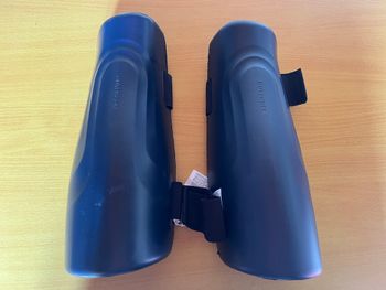 2 protèges tibias taille L