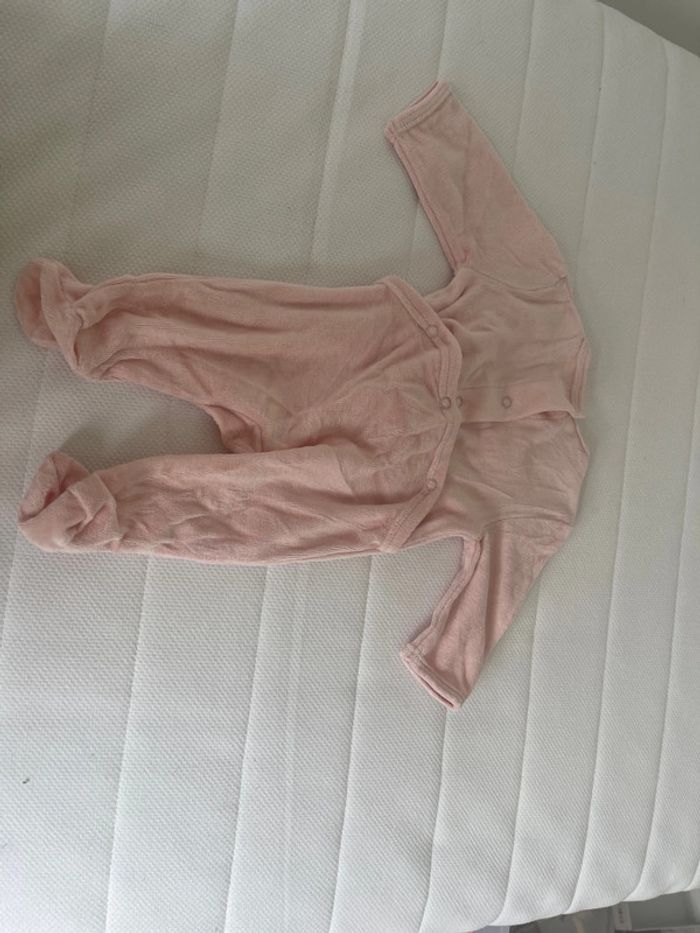 Pyjama velours Kiabi 1 mois - photo numéro 2
