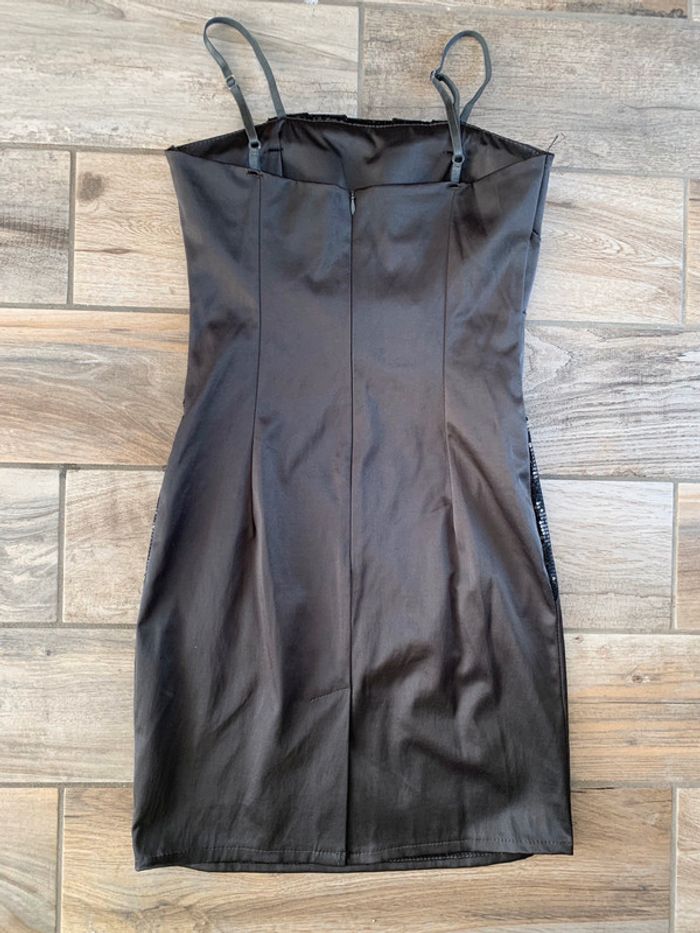 Robe de fêtes femme T36/38 - photo numéro 2