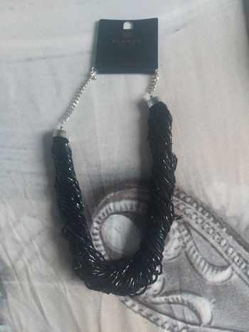 Collier blanco