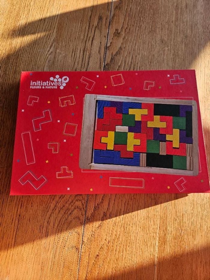 Puzzle TANGRAM – 2 NIVEAUX DE JEU