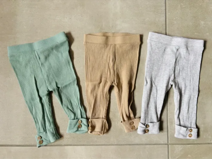 3 leggings côtelés bébé 62-68cm neufs