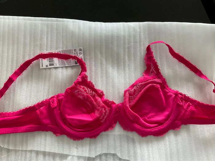 Soutien-gorge rose Playtex neuf - photo numéro 5