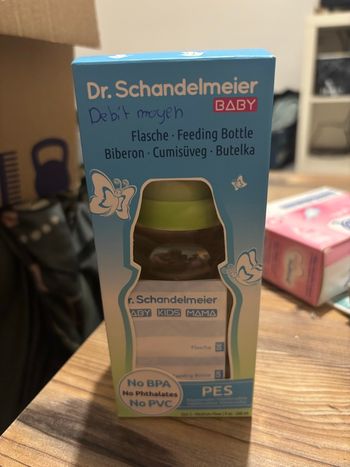 Biberon débit moyen 