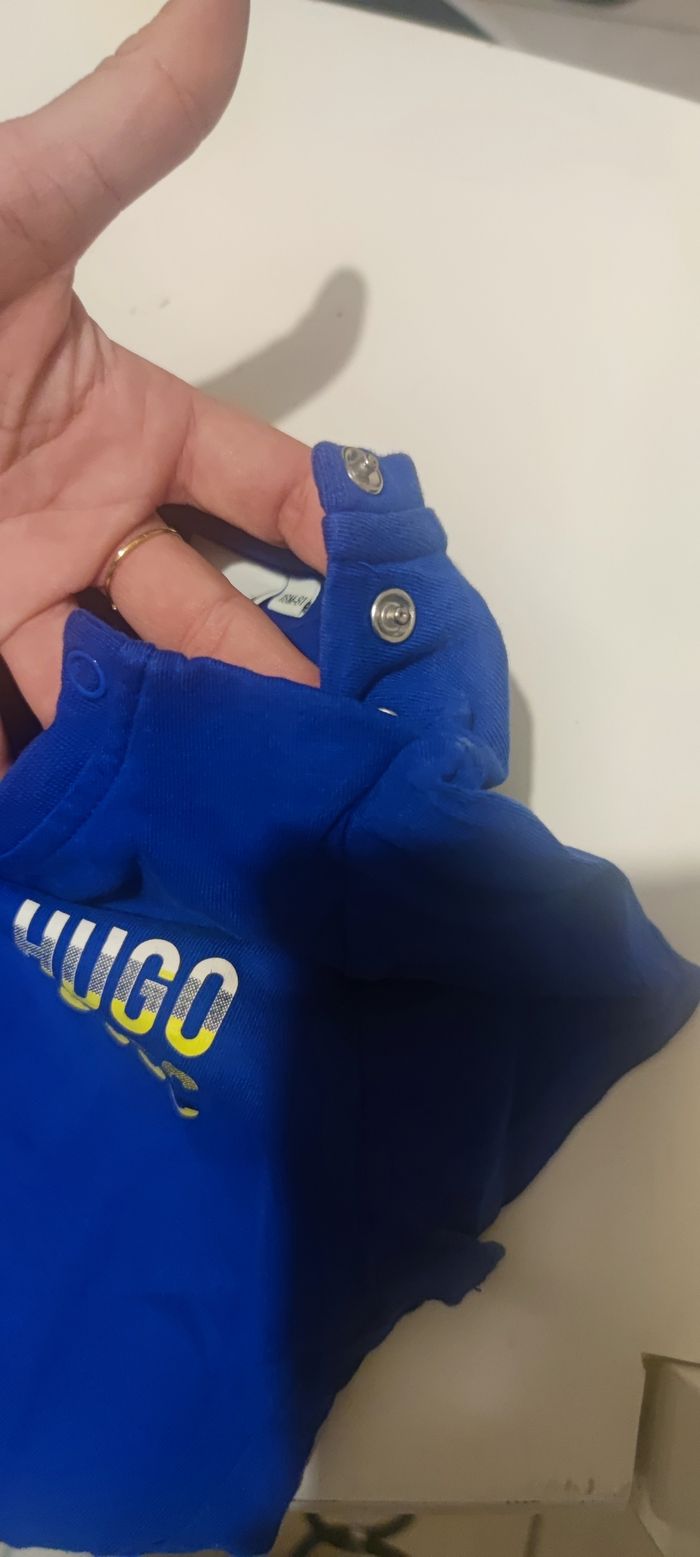 T shirt Hugo Boss 12 18 mois - photo numéro 6