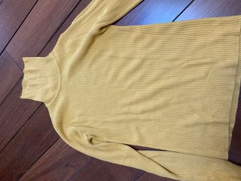 pull col roulé  blancheporte  jaune moutarde taille 38 /40