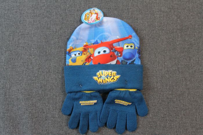 ensemble super wings bonnet et gants bleu