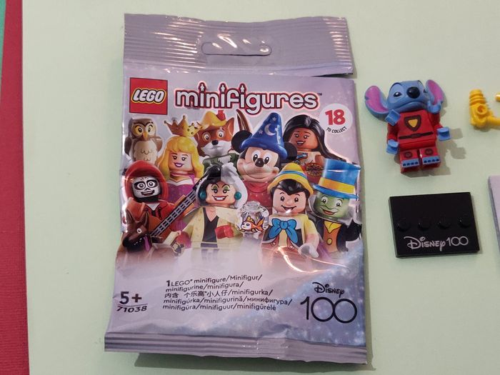 Minifig Lego Stitch 626 - Disney 100 ans - Parfait État - avec sachet - Lego Original - photo numéro 10