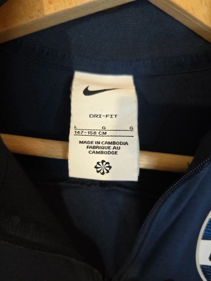 Gilet veste sport Nike 12 ans - photo numéro 9
