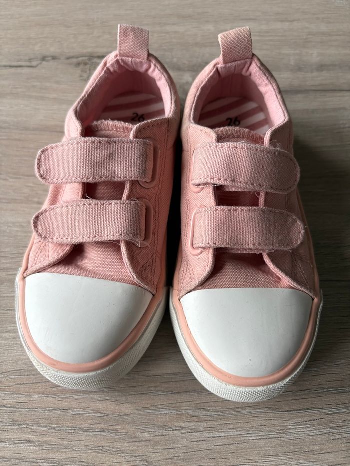 Lot de 2 paires de baskets chaussures légères - photo numéro 2