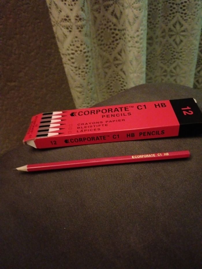 Boite de 12 crayons papier HB