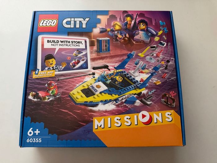 Lego bateau de police